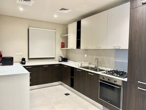 Apartment (1 Bedroom) | Eigene Küche | Mikrowelle, Ofen, Herdplatte, Toaster