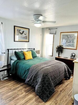 3 quartos, ferros/tábuas de passar roupa, Wi-Fi de cortesia