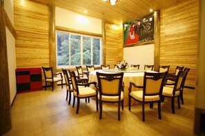 Restaurant - Heizhugou Midou Hotel (Ebian)