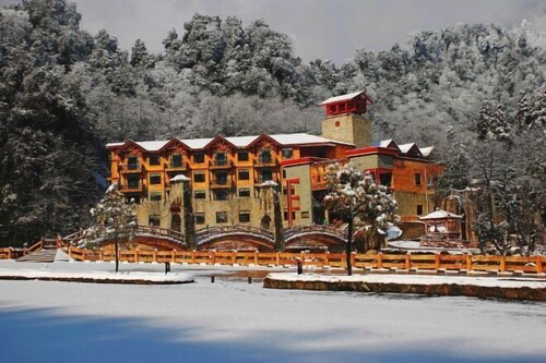Heizhugou Midou Hotel