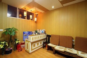 Unclassified image, 2 of 44, button - Xijiehoujie Hostel (Yangshuo)