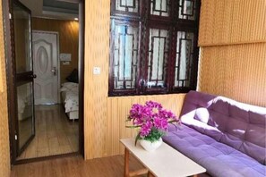 Room - Xijiehoujie Hostel (Yangshuo)