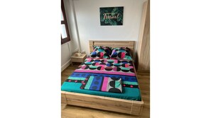 1 bedroom, iron/ironing board, free WiFi