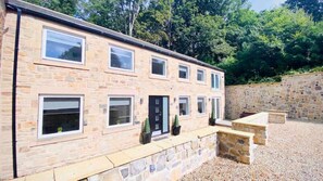 Exterior - Exclusive House -10 minutes from Newcastle (Gateshead)