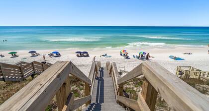 All-One-Level Gulf Front Home with Large Bunk Suite, Bikes and Sundeck
