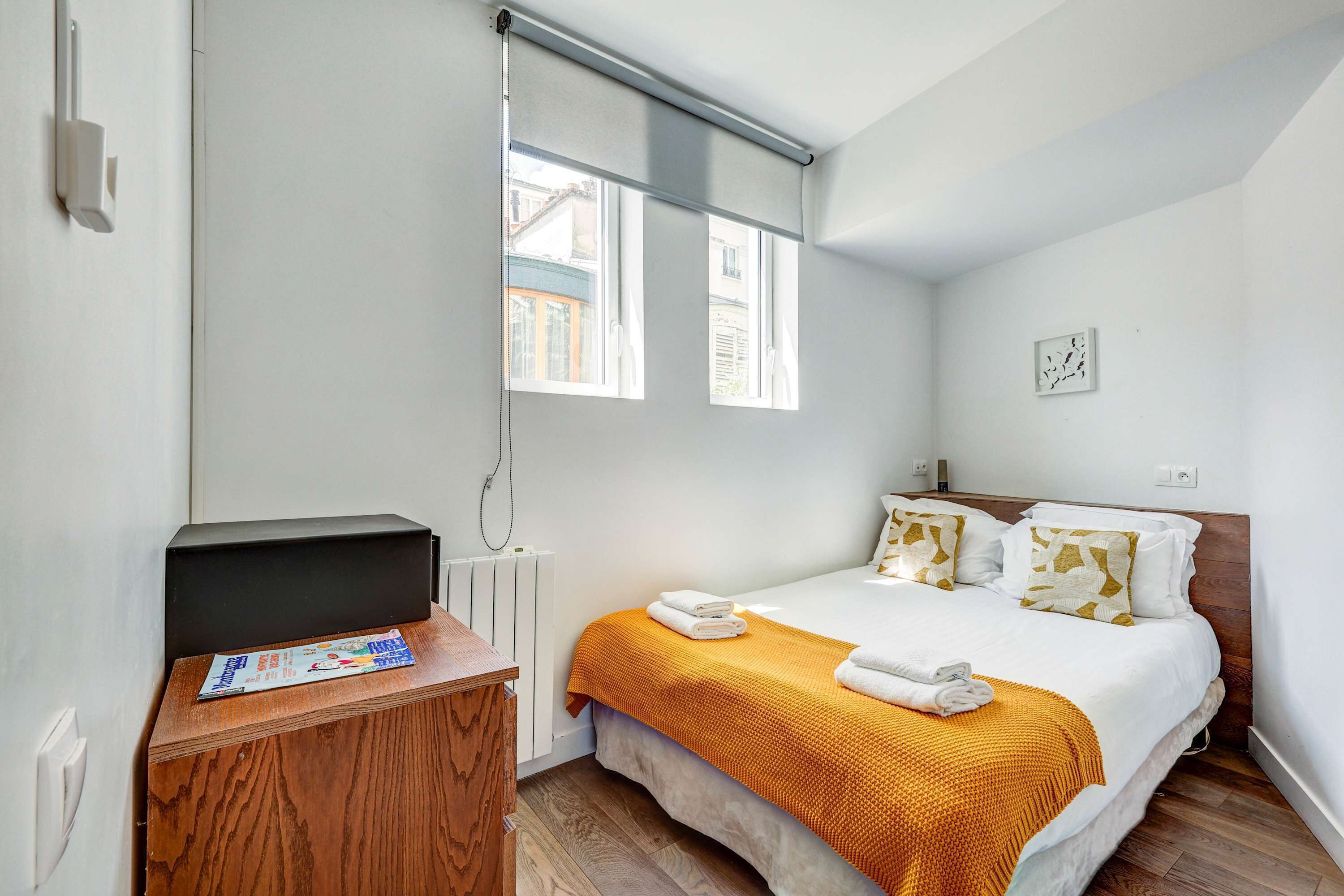 3 bedrooms, desk, iron/ironing board, WiFi