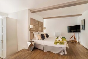 3 chambres, bureau, fer et planche à repasser, Wi-Fi