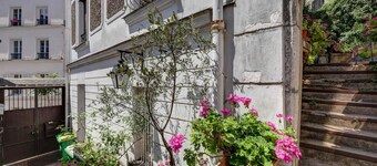 Montmartre Stylish and bright 3BD with terrace