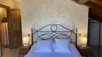 2 Schlafzimmer, Bügeleisen/Bügelbrett, Reisekinderbett, kostenloses WLAN