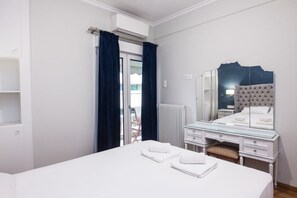 Apartment | 2 bedrooms, iron/ironing board, free WiFi - Brand new apt in Zografou (Zografos)