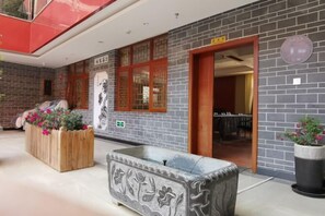 Interior - Guihou Hotel (Xundian)