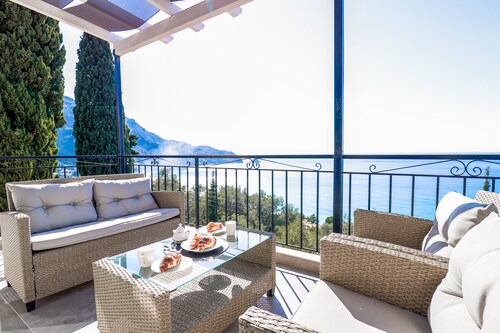 Maison du Soleil by CorfuEscapes