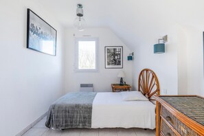 3 habitaciones, tabla de planchar con plancha y wifi gratis 