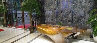 Chuxiong Haiheng Hotel