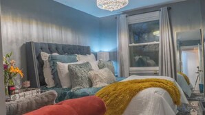 3 bedrooms, WiFi (free), bed sheets - Beauty in a Row. No parties  (Philadelphia)