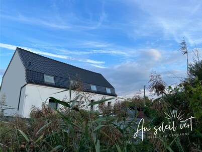 Au Soleil vert : Cottage in a privileged natural setting