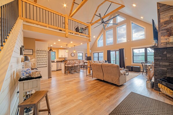 Smart TV, fireplace, books