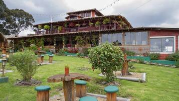 Area banquet outdoor