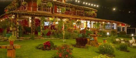 Maria Ventura | Façade de lâhĂ©bergement