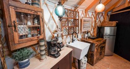 Luxury Yurt Glamping in Big Bend @ Casa Estrella