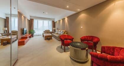 Dongpeng Holiday Hotel