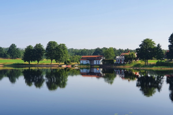 Ein Haus am See - Schweden wie im Bilderbuch