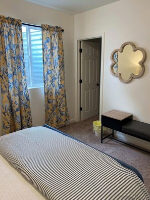 3 bedrooms, iron/ironing board, travel cot, free WiFi