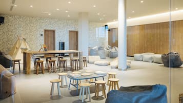 Aire de jeux - intérieure