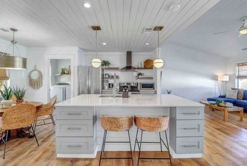 Coastal Cottage near DT Bluffton w/ Golf Cart