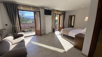 10 Schlafzimmer, Bügeleisen/Bügelbrett, Reisekinderbett