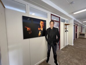 Téléviseur connecté de 400 cm avec télévision numérique, téléviseur