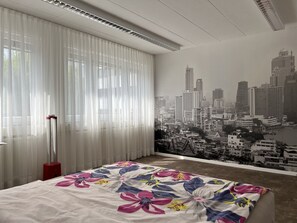 Maison Affaires, 6 chambres, vue sur la cour intérieure, secteur Affaires | 6 chambres, literie de qualité, lit avec matelas en mousse à mémoire