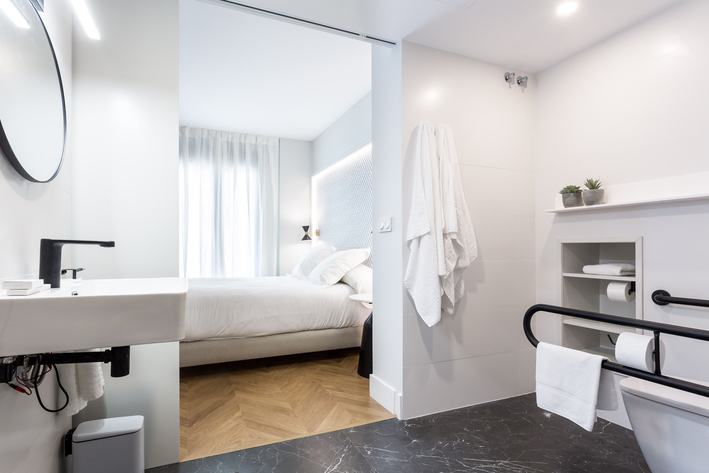 Foto - ELEVEN Real de la Carretería, by Homing U