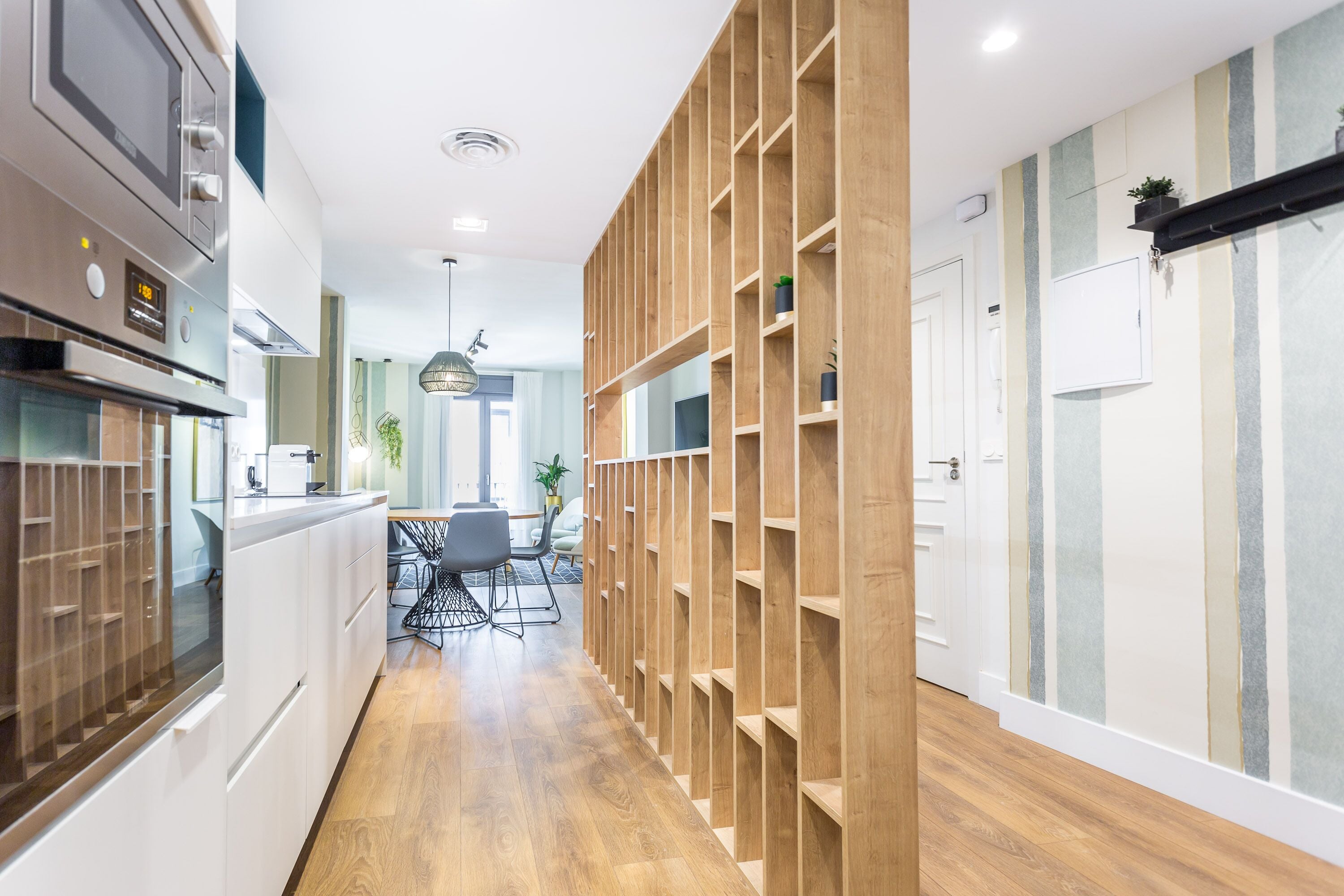 Foto - ELEVEN Real de la Carretería, by Homing U