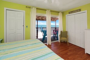 Pientalo, useita sänkyjä (A Bit of Heaven) | Ulkopuoli