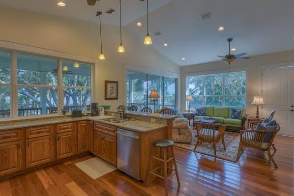 Ferienhaus, Mehrere Betten (Camp Palms at Indian Pass) | Innenbereich