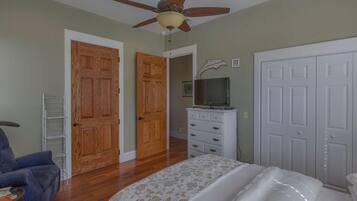 2 habitaciones, decoración personalizada y muebles diferentes