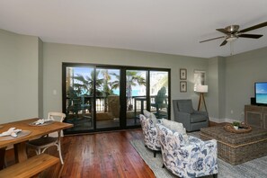Condo, Multiple Beds (Club at Mexico Beach 1G Red Fish Blue) | Living area