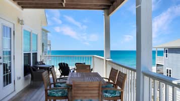 House, Multiple Beds (The Chill Inn) | Outdoor dining