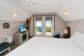 House, Multiple Beds (Seas of Jade) | 3 bedrooms, individually decorated, individually furnished - Seas of Jade (Port St. Joe)