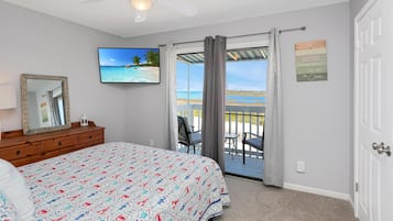 House, Multiple Beds (The Hidden Pearl)