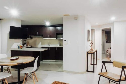 Exclusive and Modern Apartment with the Best Location in Quito. Carolina 170517