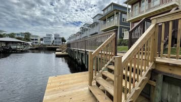 Condo, Berbilang Katil (Waterside Village Condo 302) | Kawasan hartanah