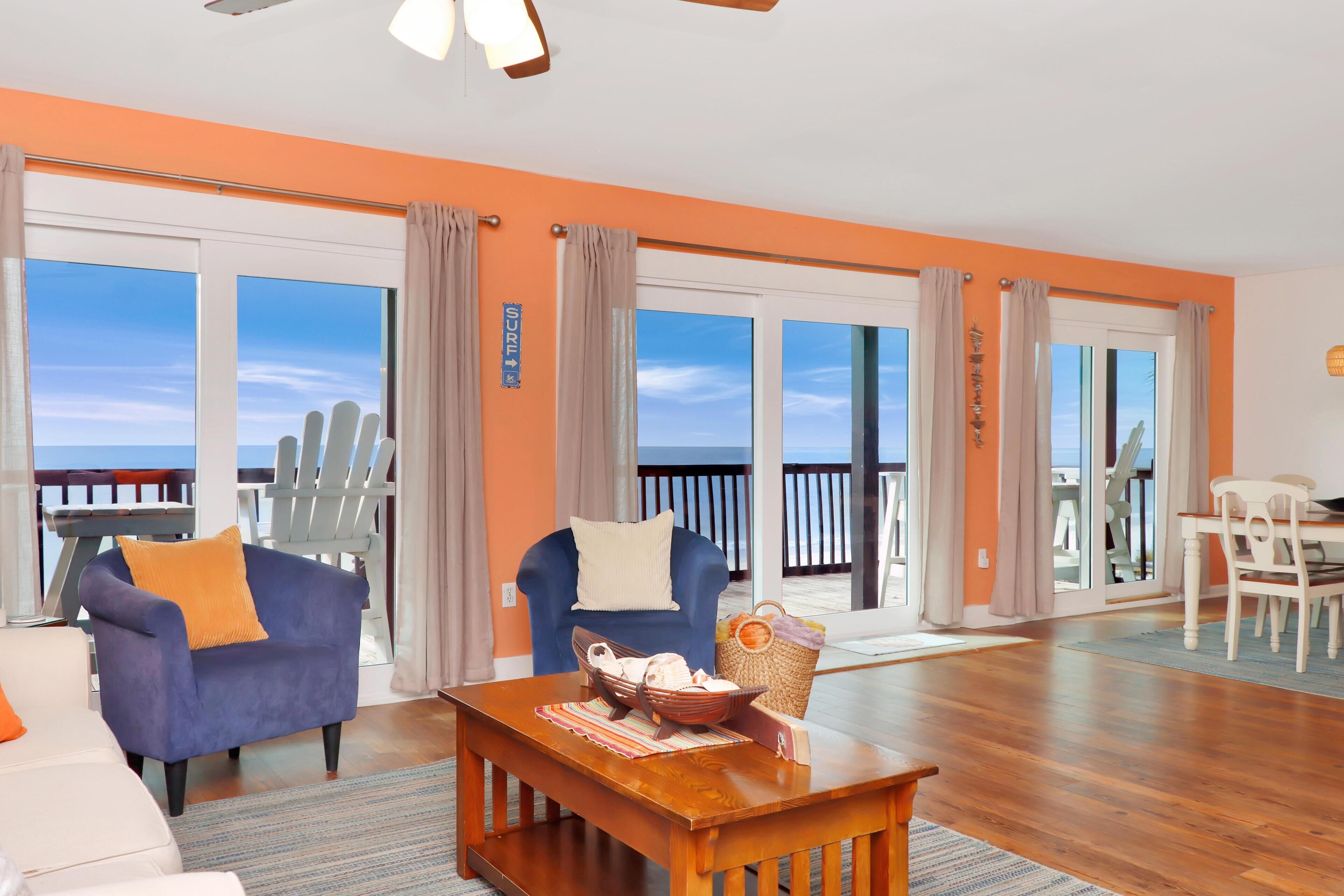 House, Multiple Beds (Sun Chaser) | Living area