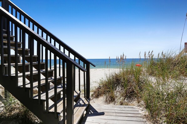House, Multiple Beds (Sun Chaser) | Beach