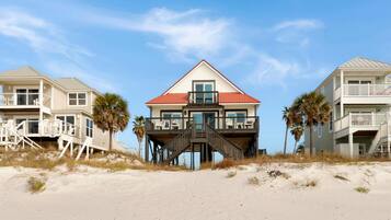 House, Multiple Beds (Sun Chaser) | Exterior