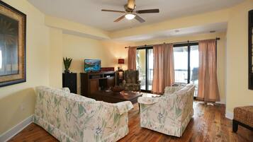 Lägenhet - flera sängar (Club at Mexico Beach 2J) | Vardagsrum