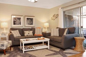 House, Multiple Beds (Barrier Dunes 164  Bay Breeze) | Living area