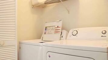 House, Multiple Beds (Barrier Dunes 164 Bay Breeze) | Interior