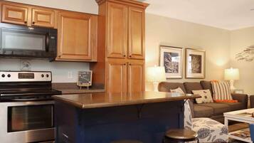 House, Multiple Beds (Barrier Dunes 164 Bay Breeze) | Interior